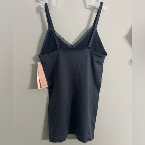 Nouvelle Seamless Cami - Picture 3 of 3